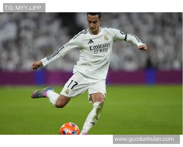 2018年宣布退役的足球球星与他们辉煌职业生涯的告别与传奇回顾