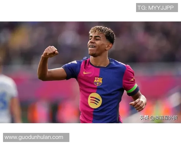 2025年足坛年薪最高十大球星排名及背后故事解析