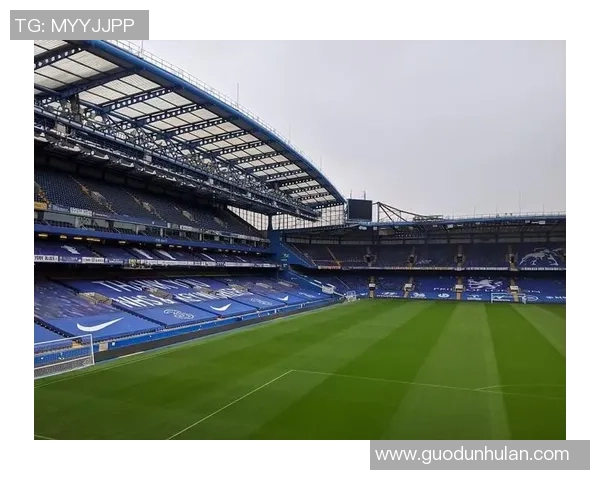 30号足球巨星的传奇人生与绿茵荣耀故事全景展现