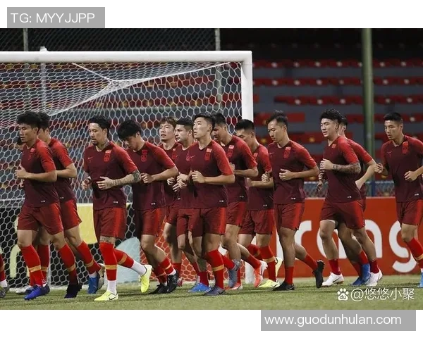 90年代末中国足球明星崛起与辉煌历程回顾