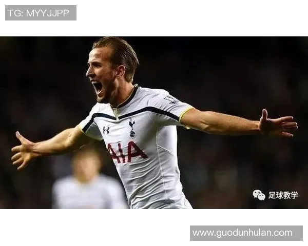 《如何使用剪映制作猜球星足球视频创意教程，轻松打造精彩足球互动内容》