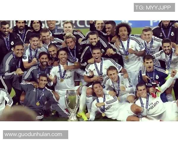 上世纪足球传奇：回顾最伟大球星的光辉岁月与非凡成就