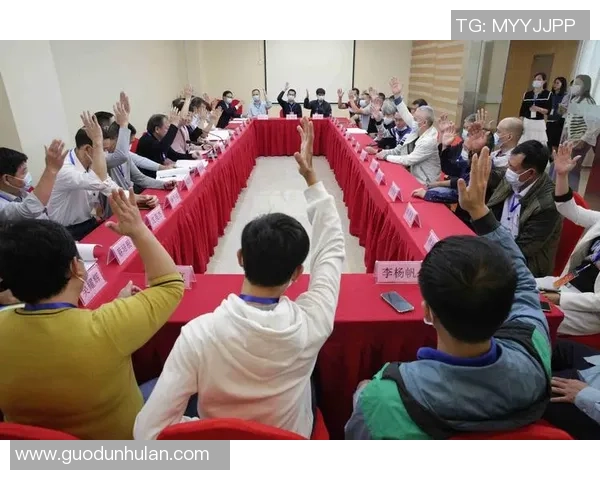 明天你好足球星携手绿茵梦想点燃青春激情共谱奋进新篇章