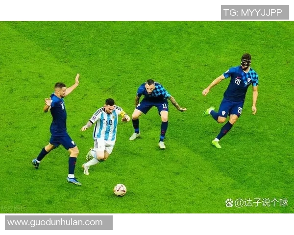 绿茵传奇齐聚一堂世界足球巨星共绘荣耀时刻