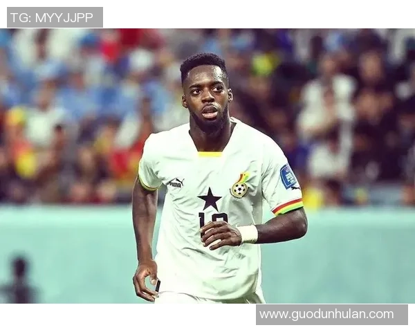 聚焦足球天才球员成就与挑战 透视他们在赛场内外的影响力与人生抉择